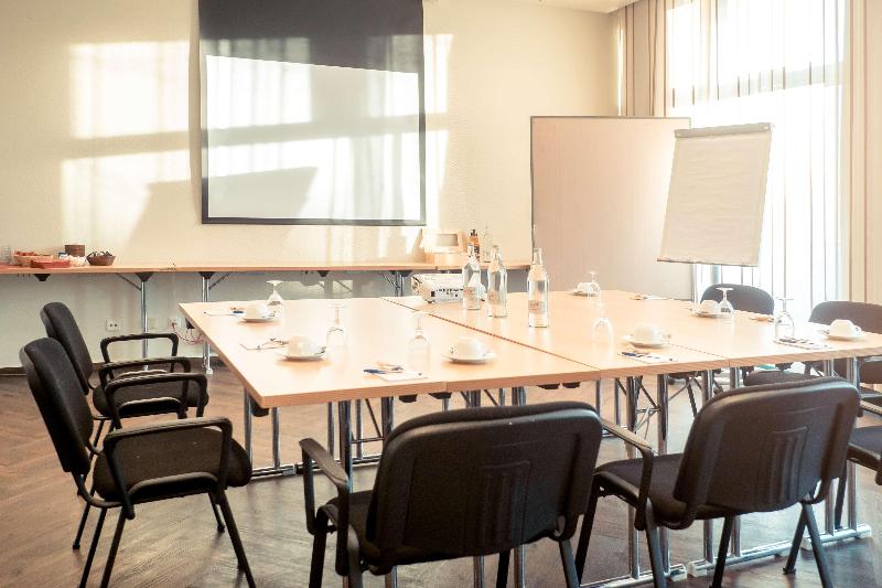 酒店 Ambiente Langenhagen Hannover By Tulip Inn