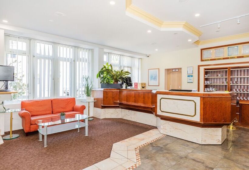 Parkhotel Frankfurt Airport