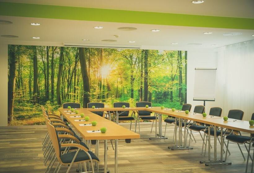 Das Ebertor   Hotel & Hostel