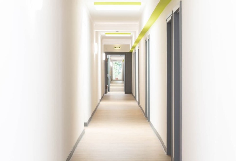 Das Ebertor   Hotel & Hostel