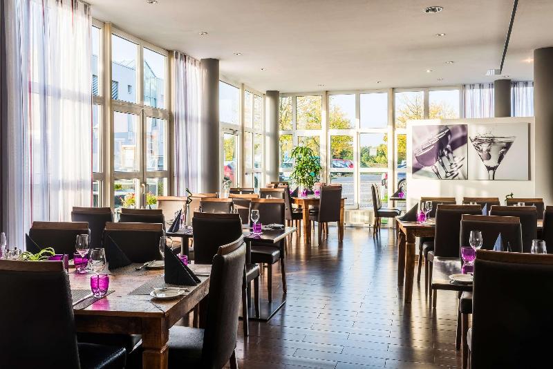 هتل Courtyard By Marriott Dortmund