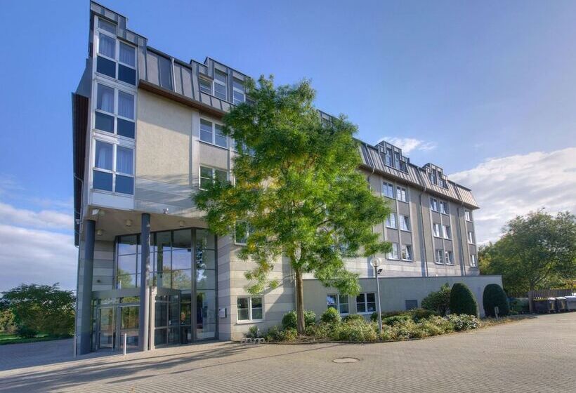 B&B HOTEL Krefeld-Süd