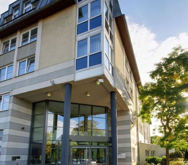 B&B HOTEL Krefeld-Süd