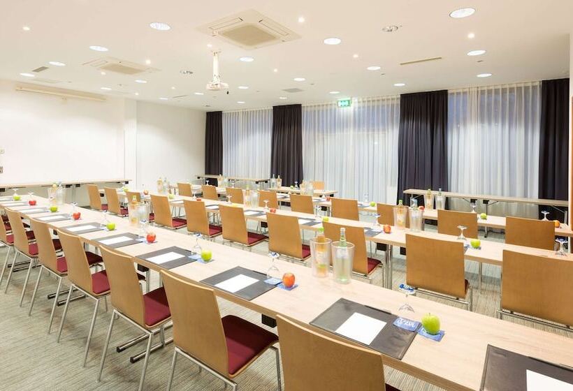 B&B HOTEL Krefeld-Süd