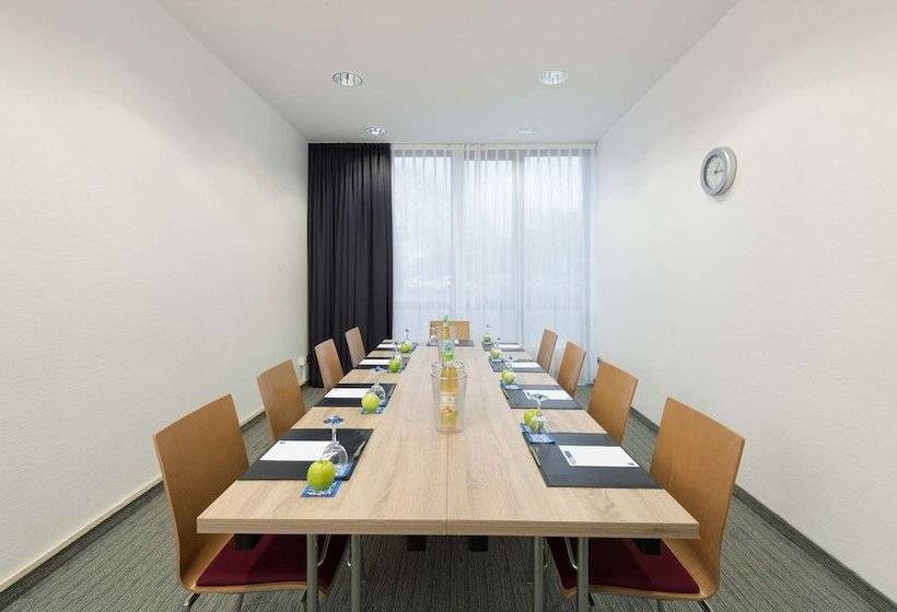 B&B HOTEL Krefeld-Süd