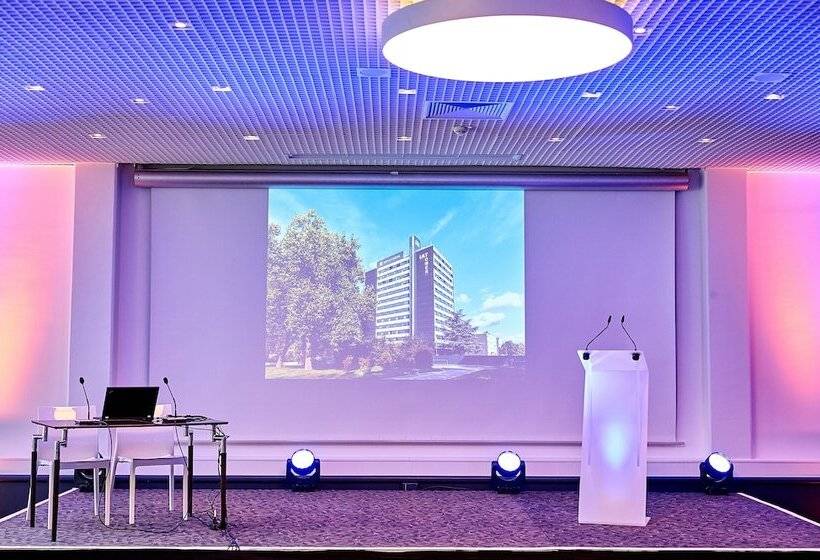 Fourside Plaza Hotel Trier, Trademark Collection By Wyndham