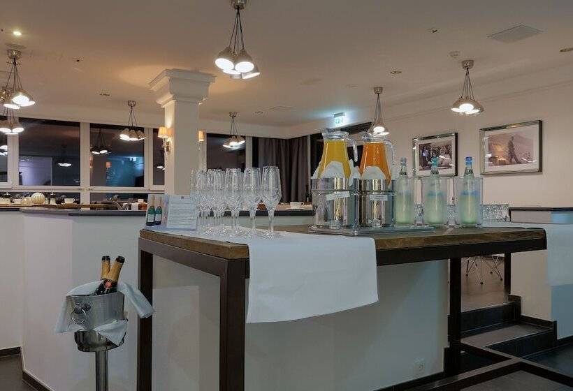 Fourside Plaza Hotel Trier, Trademark Collection By Wyndham