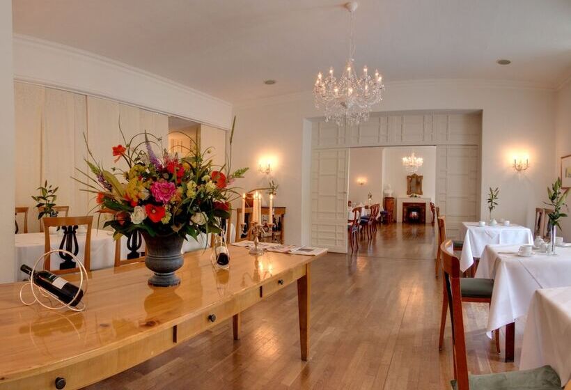 Отель Friedrich Franz Palais