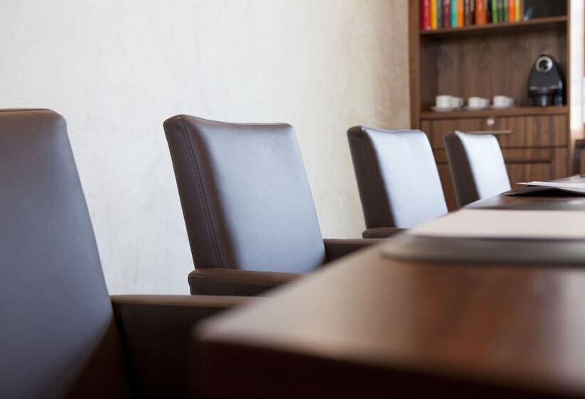 Отель Gräfrather Hof