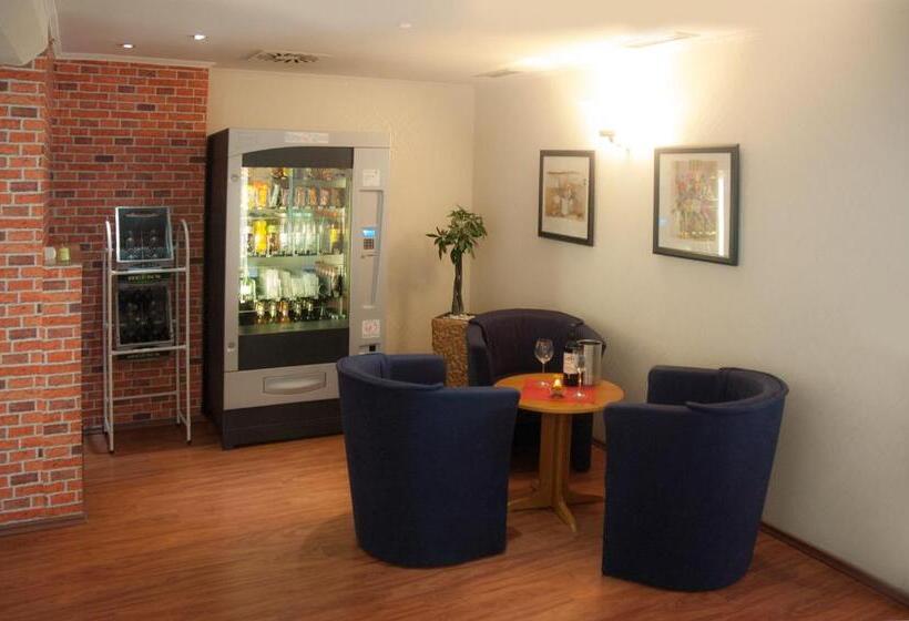 ホテル Kempe Komfort Plus