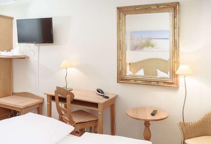 Отель Leipzig City Nord By Campanile