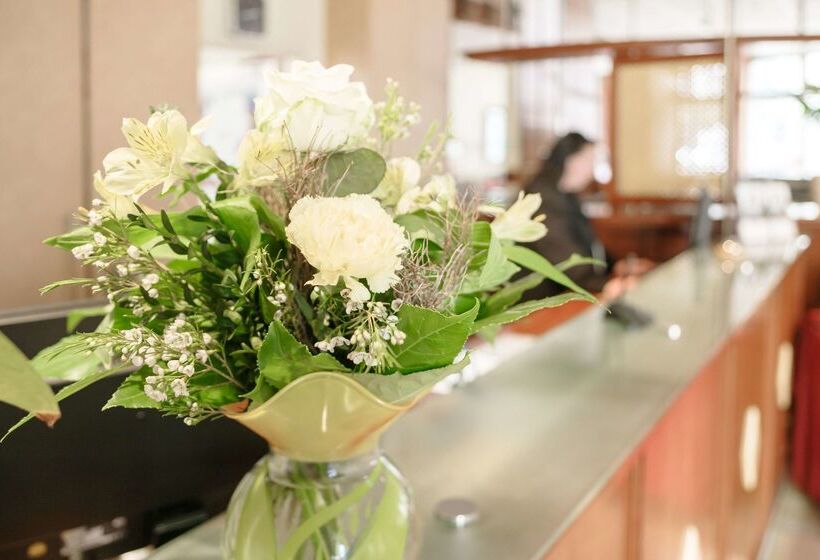 Отель Leipzig City Nord By Campanile