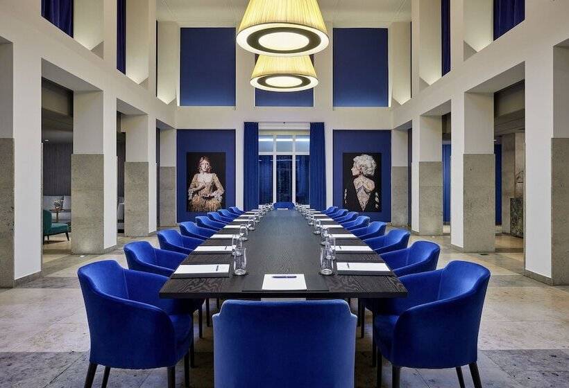 هتل Luc, Autograph Collection