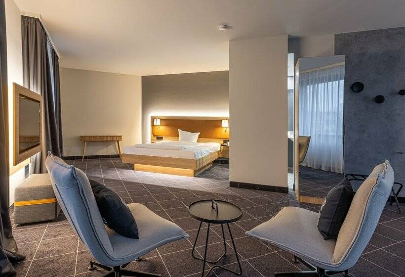 Отель Four Ratingen Dusseldorf Airport