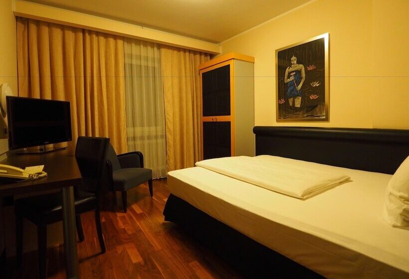 هتل Rivoli Charme