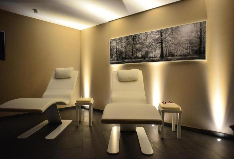 ホテル Schloss Reinach