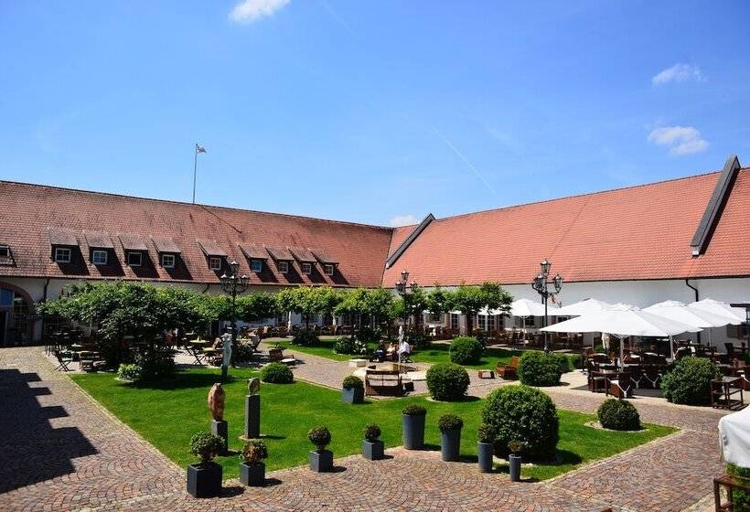 ホテル Schloss Reinach