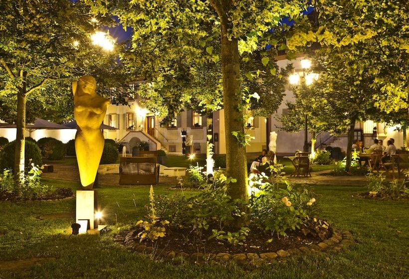 ホテル Schloss Reinach