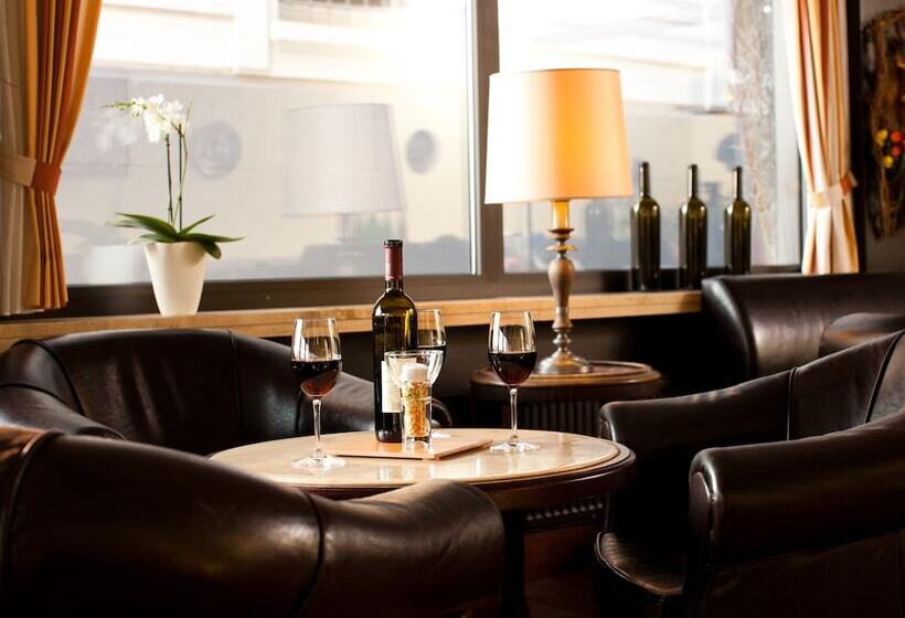 Отель Traube Rüdesheim