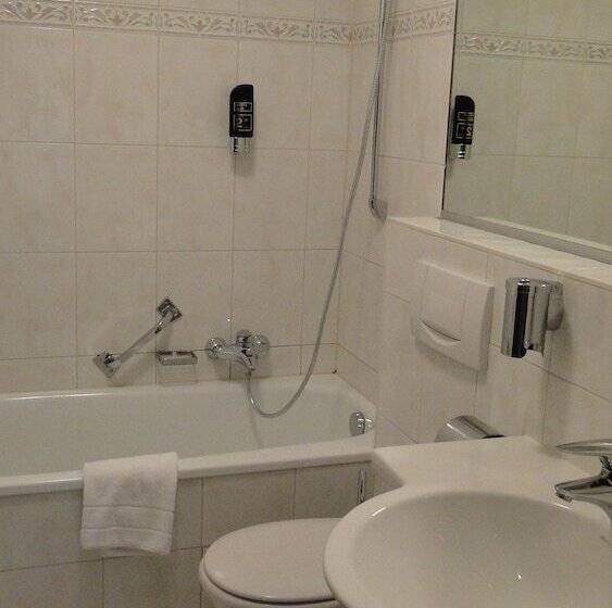 Отель Traube Rüdesheim