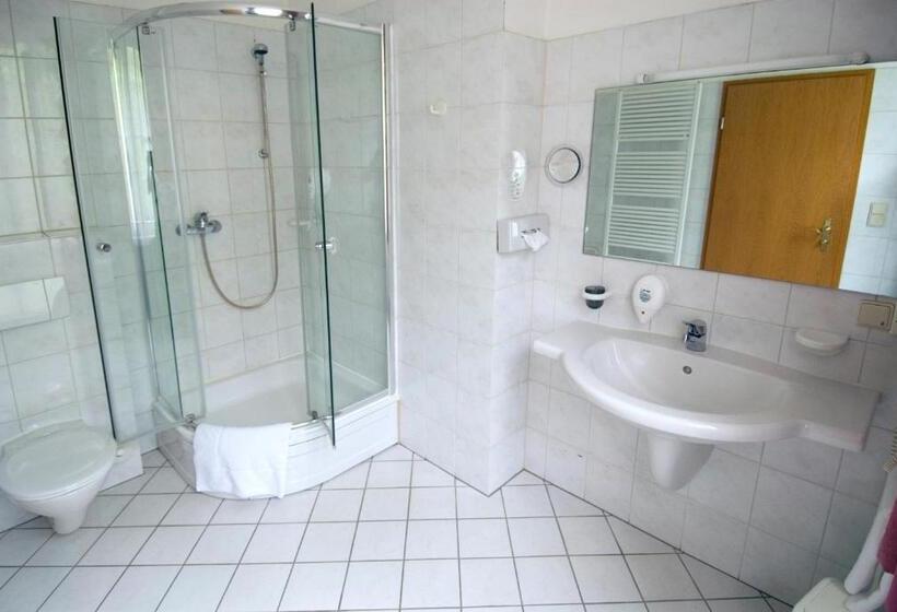 Land  Und Golfhotel Alte Fliegerschule