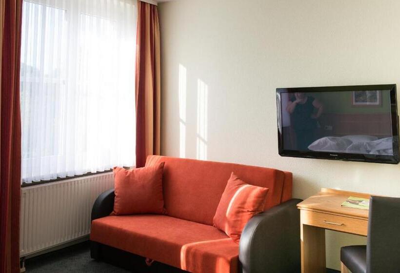 Land  Und Golfhotel Alte Fliegerschule