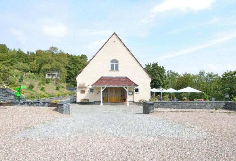 Land  Und Golfhotel Alte Fliegerschule