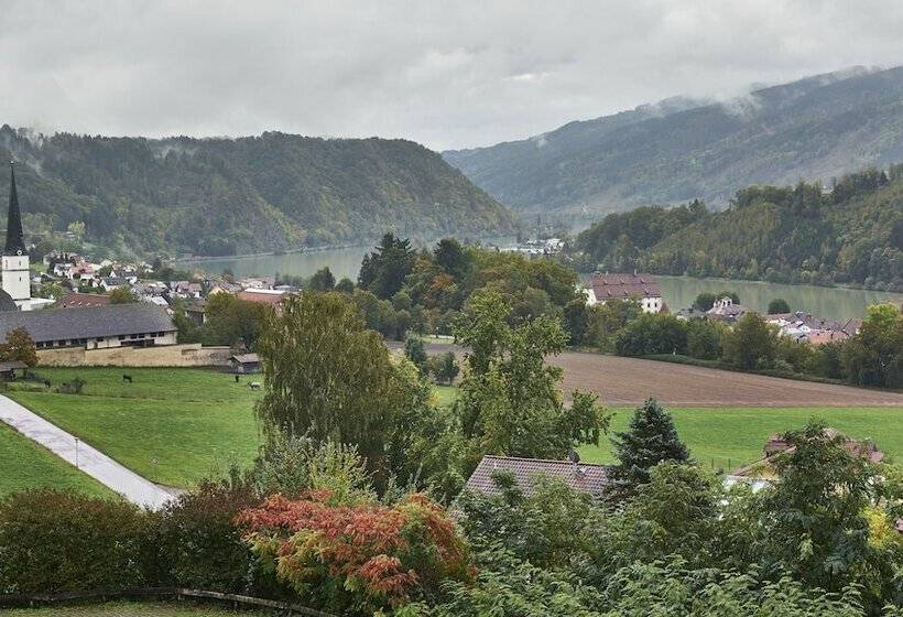Landhotel Donaublick