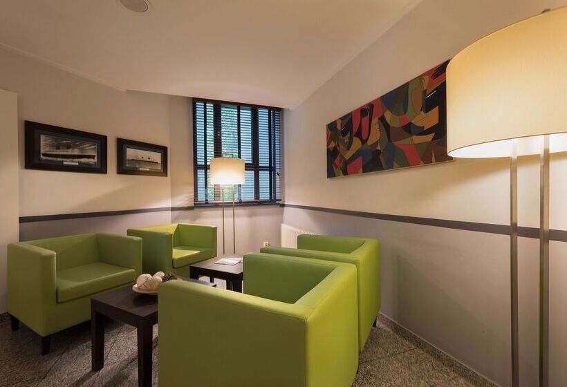 Резиденция Best Western Sindelfingen City