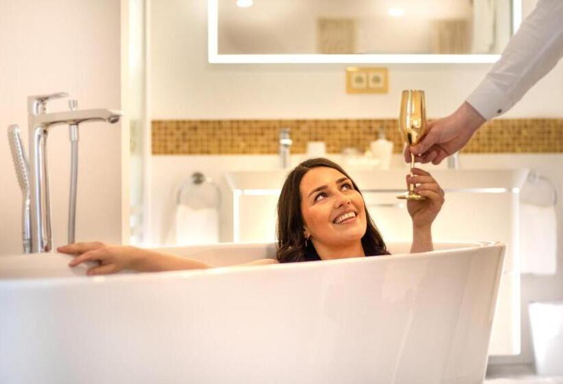 Schloss Breitenfeld Hotel & Tagung