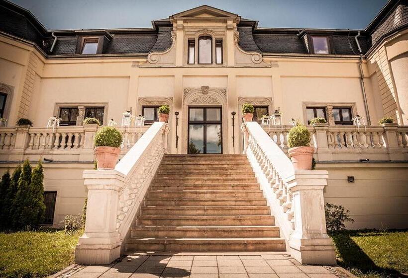 Schloss Breitenfeld Hotel & Tagung