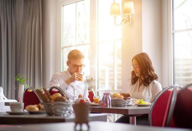 Schloss Breitenfeld Hotel & Tagung