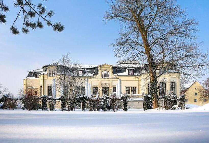 Schloss Breitenfeld Hotel & Tagung