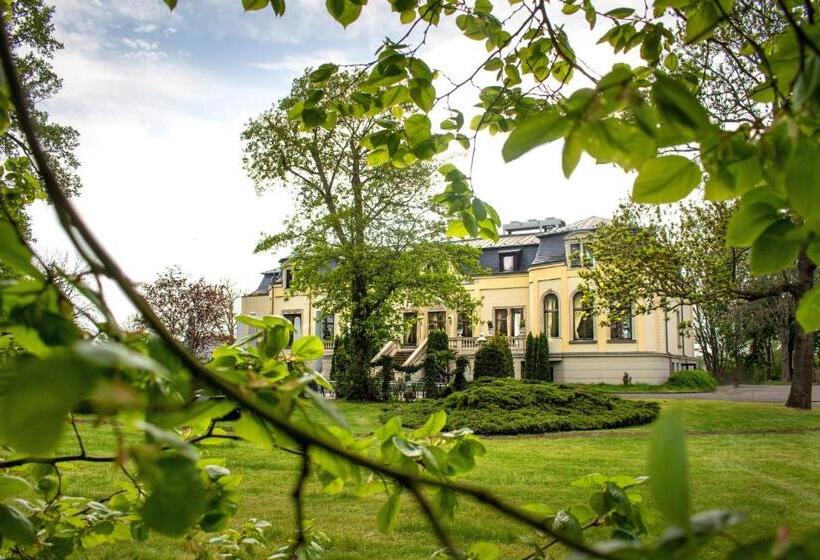 Schloss Breitenfeld Hotel & Tagung