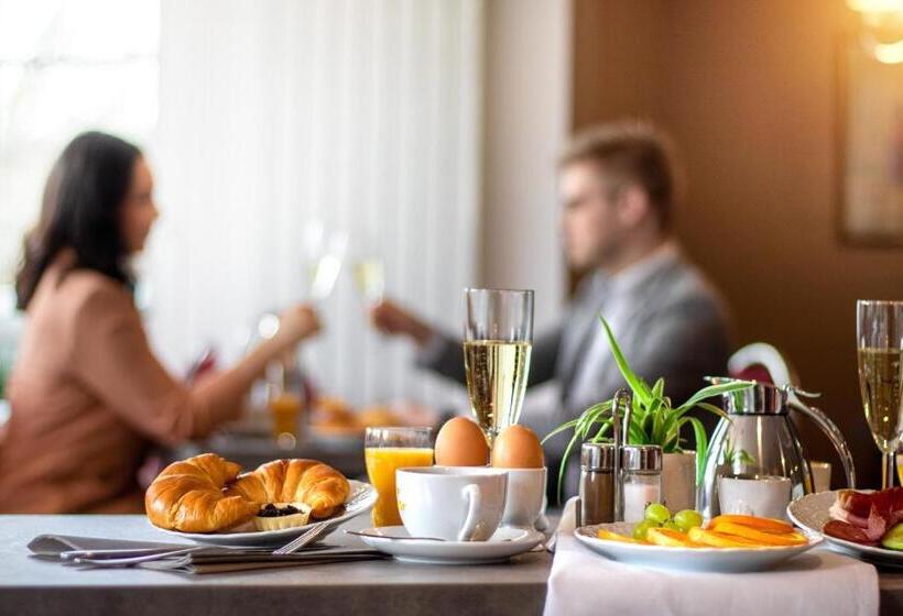 Schloss Breitenfeld Hotel & Tagung