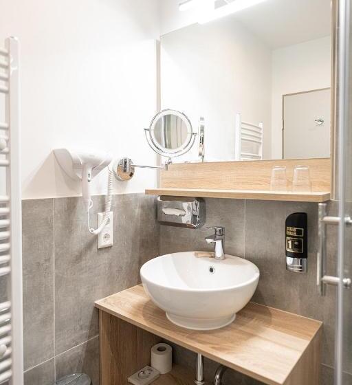 Schloss Breitenfeld Hotel & Tagung