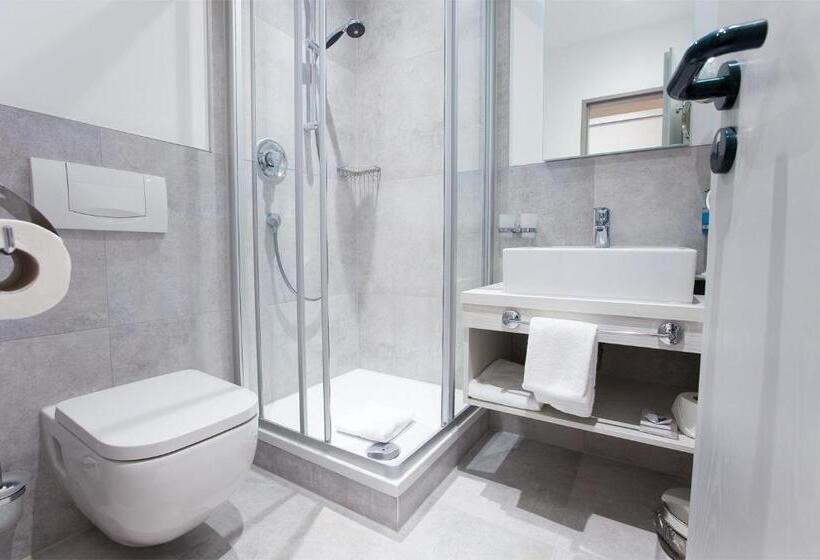 Schloss Breitenfeld Hotel & Tagung