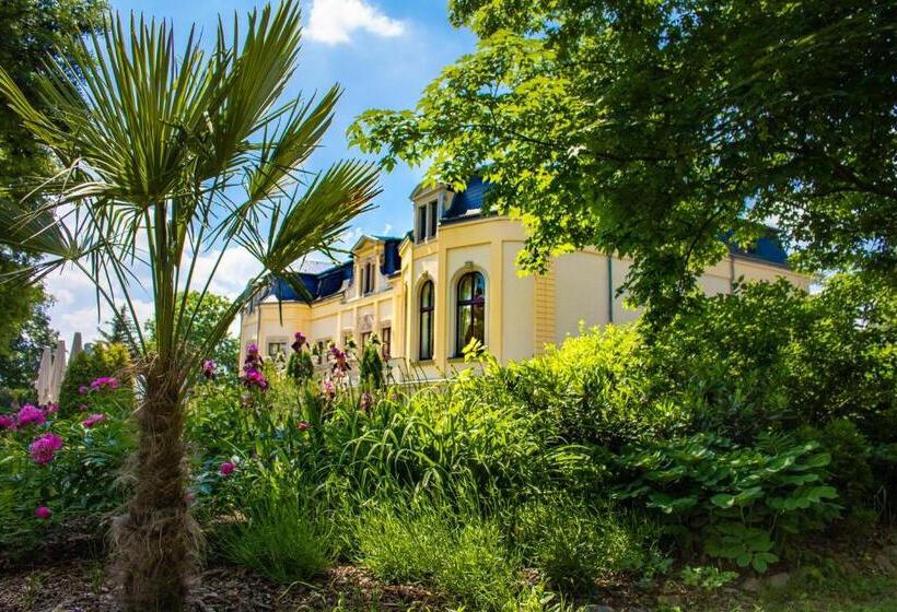 Schloss Breitenfeld Hotel & Tagung