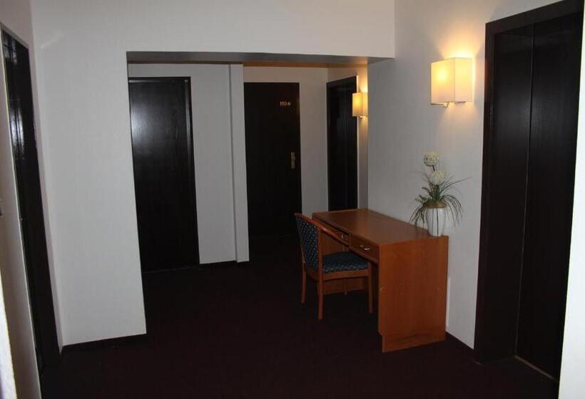 Stadt Gut Hotel Zum Rathaus