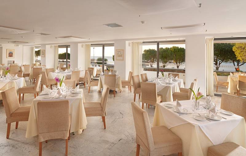 Airotel Achaia Beach