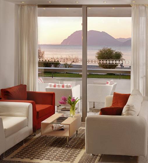 Airotel Achaia Beach