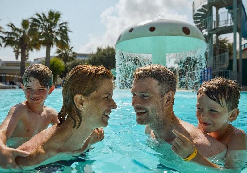 Alex Beach Hotel   Bungalows