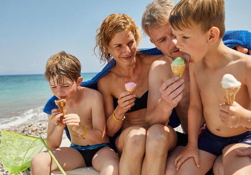 Alex Beach Hotel   Bungalows