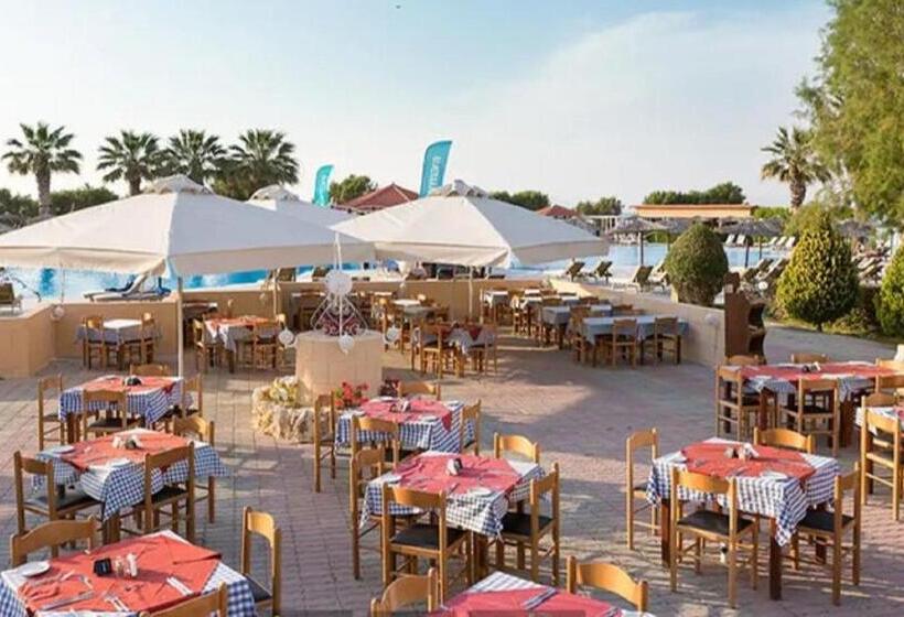 منتجع Doreta Beach