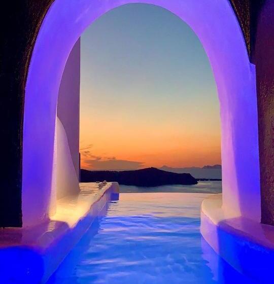 Dana Villas & Infinity Suites