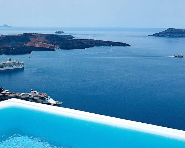 Dana Villas & Infinity Suites