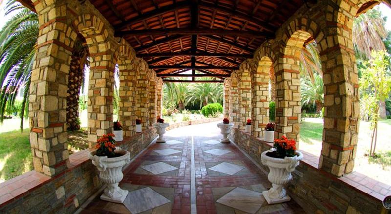 בית מלון כפרי Mitsis Alexander The Great