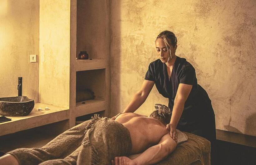 호텔 Althea Village   Family