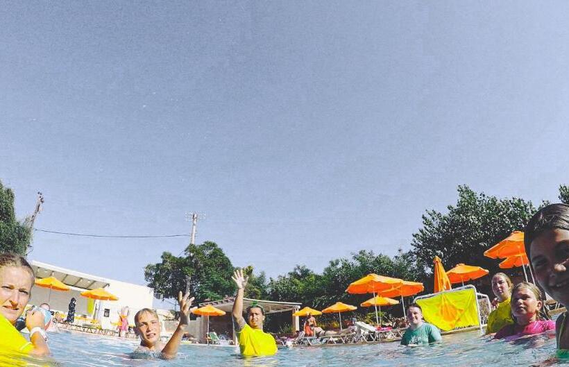 호텔 Althea Village   Family