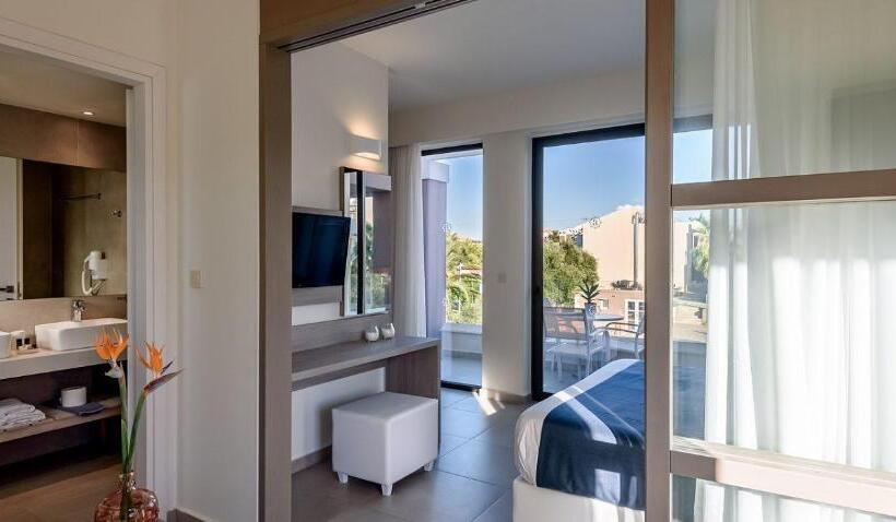 호텔 Althea Village   Family